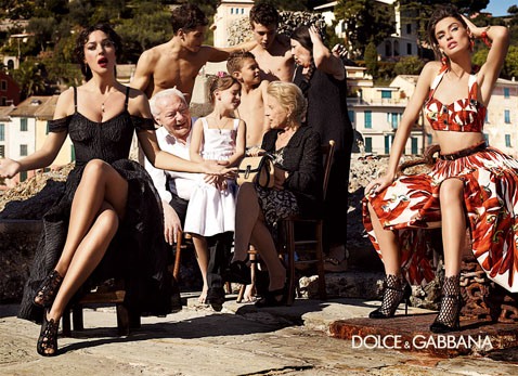   (Monica Bellucci)   Dolce&Gabbana (  )