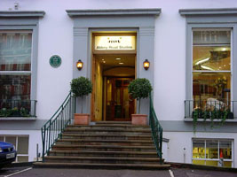     (Abbey Road Studios)   