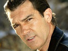   (Antonio Banderas)