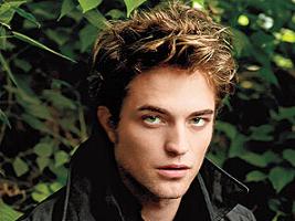   (Robert Pattinson)