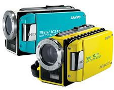 Видеокамеры Sanyo VPC-WH1 в голубом и жёлтом цветах