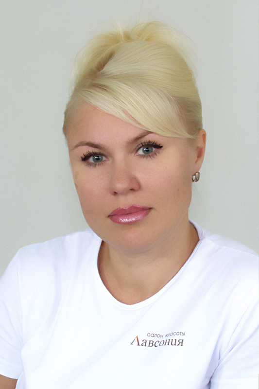 Вдовенко Виктория Анатольевна - парикмахер-универсал, мастер-парикмахер
